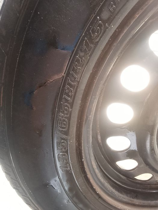 Продам запаску на W124 Мерседес