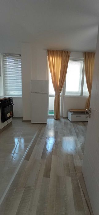 Дава се под наем Едностаен апартамент в Пловдив, Въстанически - 44 кв.м за 275 € - Снимка #1