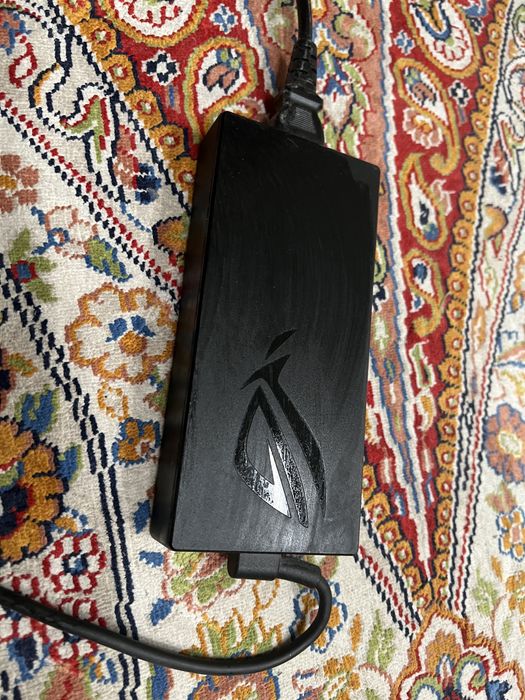 Asus ROG strix G15 G513QR