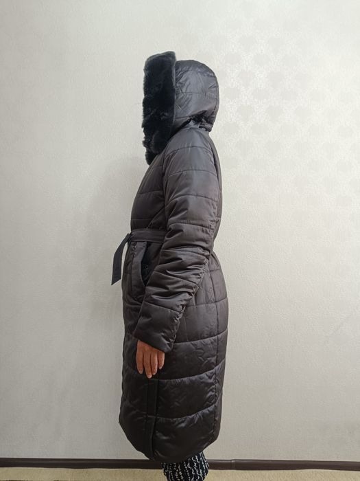 Продаю женскую куртку