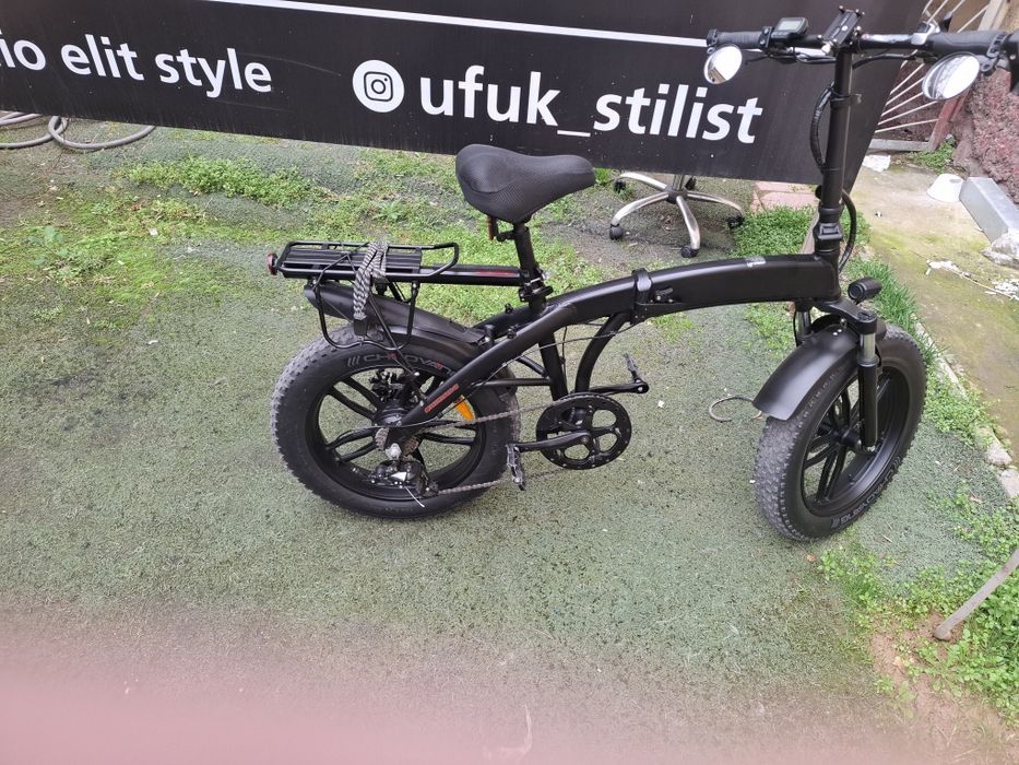 Elektiro velosipet kotta
