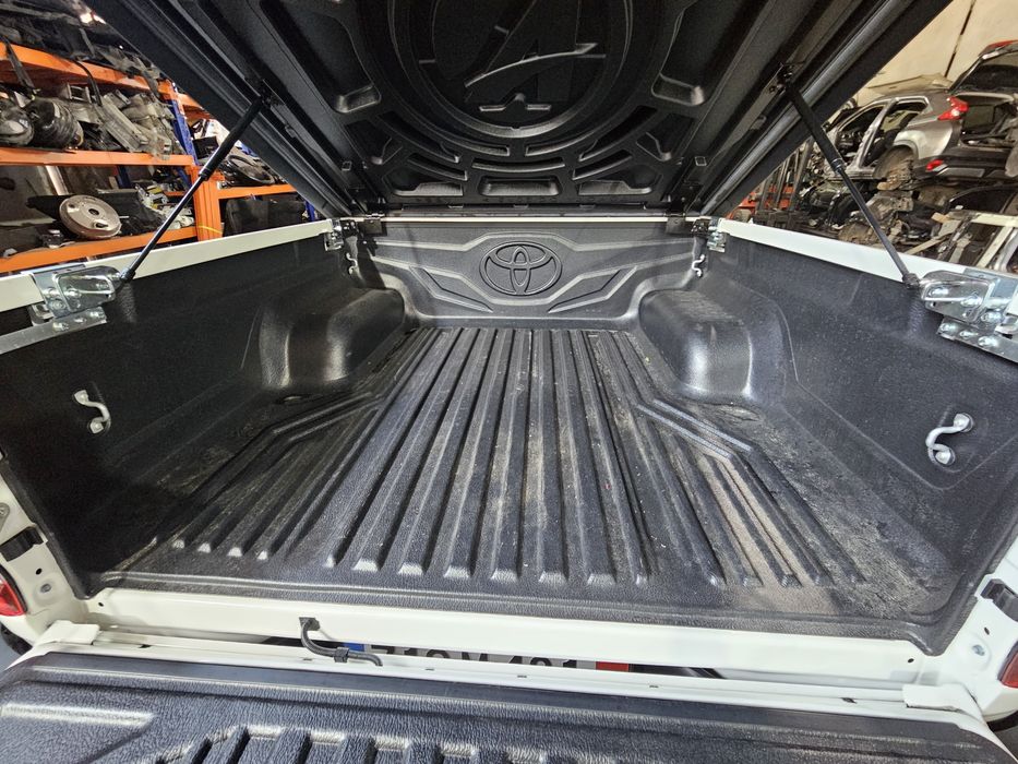 Кош/товарен отсег  за Toyota Hilux