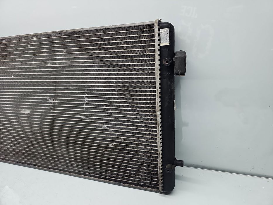 Radiator apa Volkswagen Golf 4 (1J1) [Fabr 1997-2004] OEM 1.6 Benz BCB
