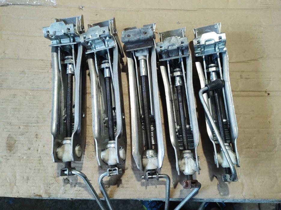 Авто Крик Авариен Крик Audi A3 Volkswagen Golf