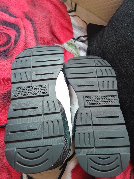 Adidasi Puma originali marinea 36