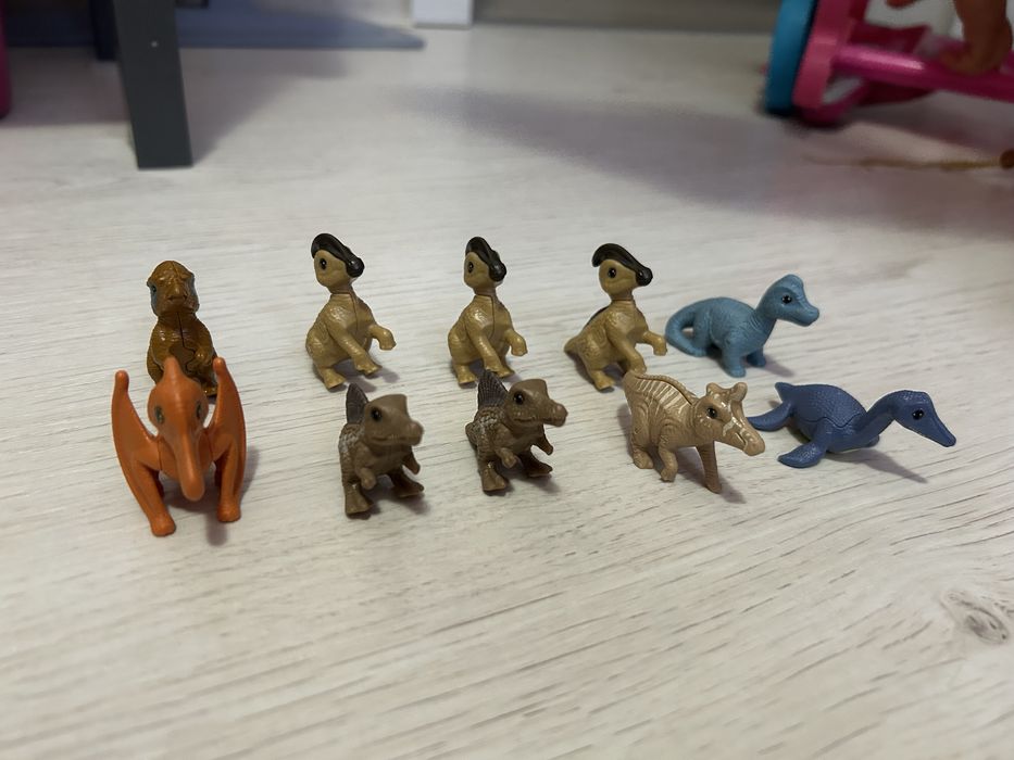 Kinder Surprise динозаври киндер животни