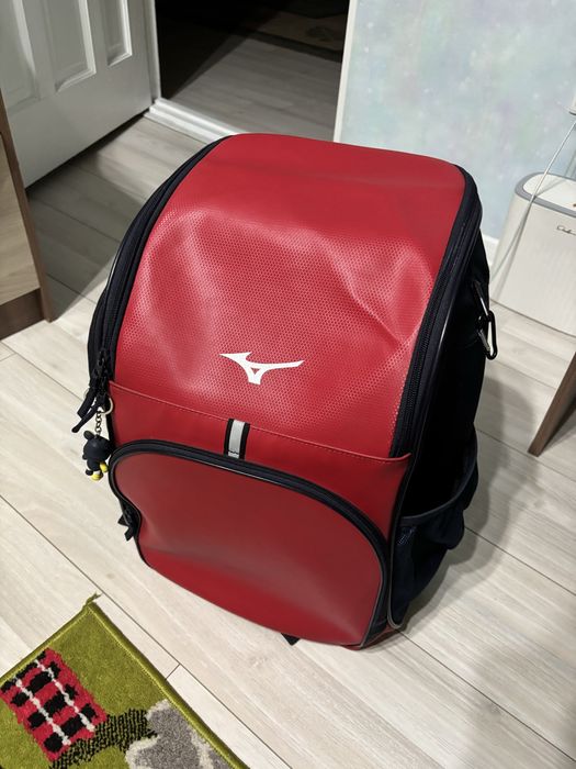 Mizuno рюкзак оригинальный с японий 45литров в идеальнос состояний