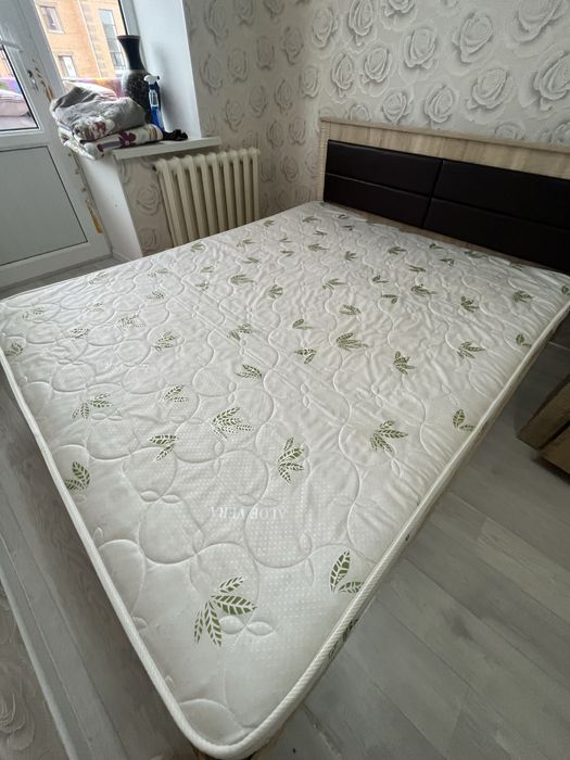 кровать двухместная