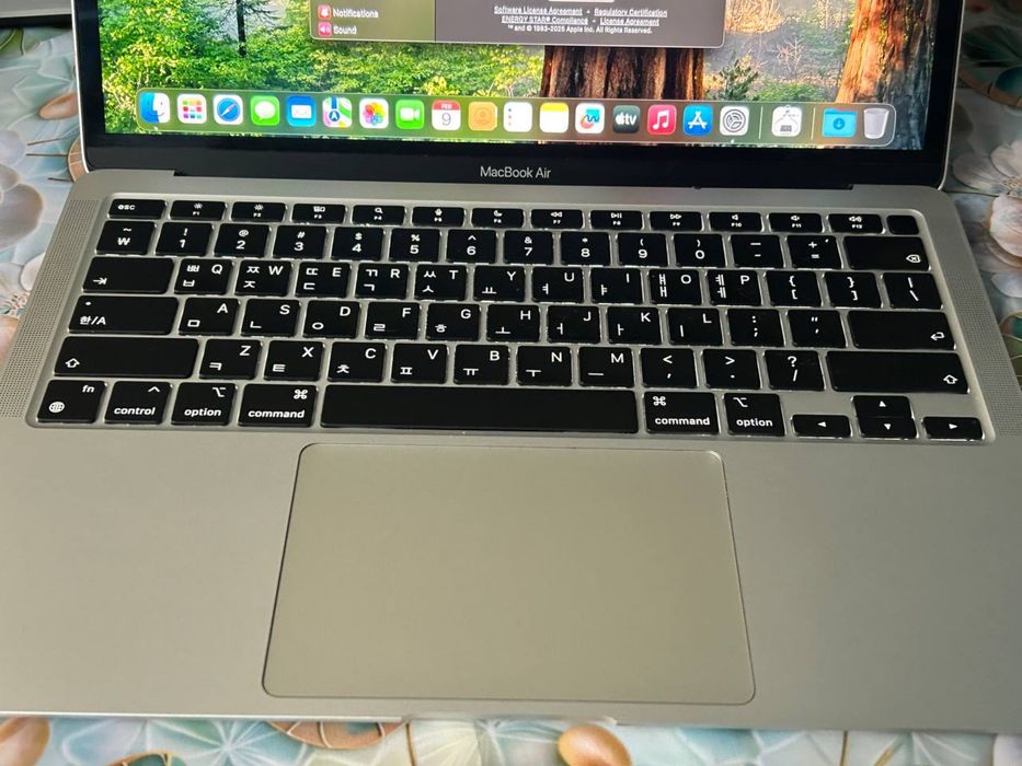 Macbook air m1.