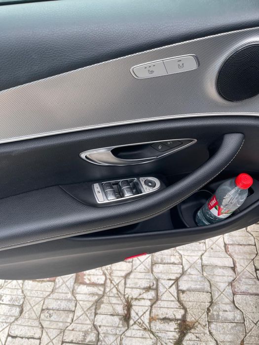 Vand Mercedes-Benz clasa E 200 d