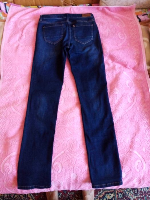 Blugi Caprije ,99% bumbac,1% elastin