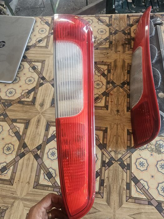 Stop dreapta stânga  aripa Ford Focus C-Max, 2003-2007