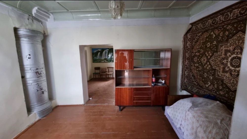 Продается дом 4 соток 6 комнат фасад дома 20 метров. Ориентир Гелён.