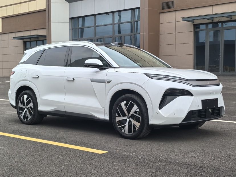 BYD Tang L, 670km электричка