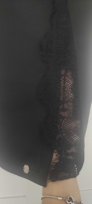 Стилна рокля dp moda (AMIA) S  45 евро.