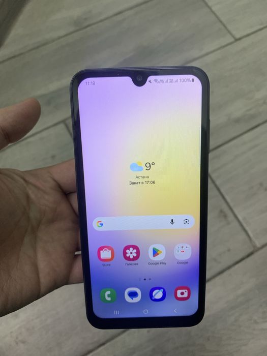 Продаю самсунг а25 8/256