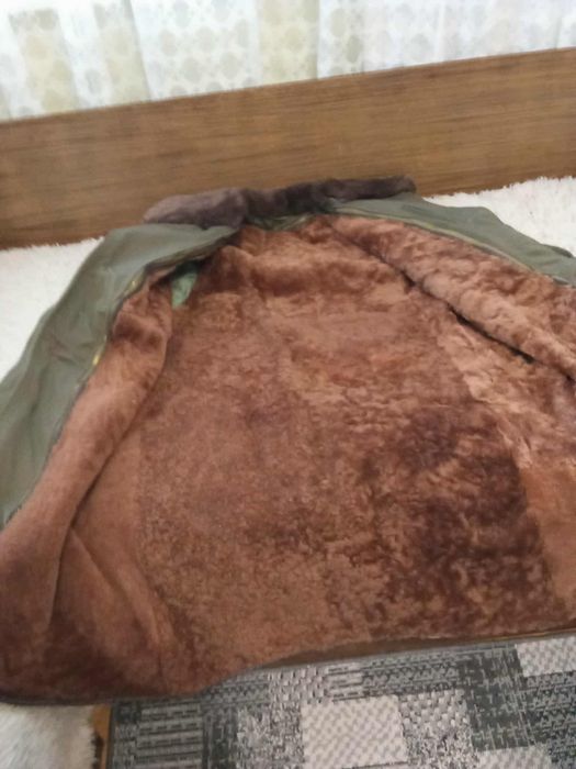 Мъжка шуба с подплата от агнешка кожа