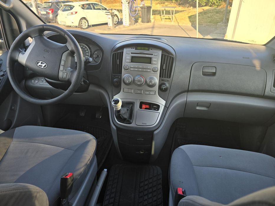 HYUNDAI H-1 2012 — imagine 5