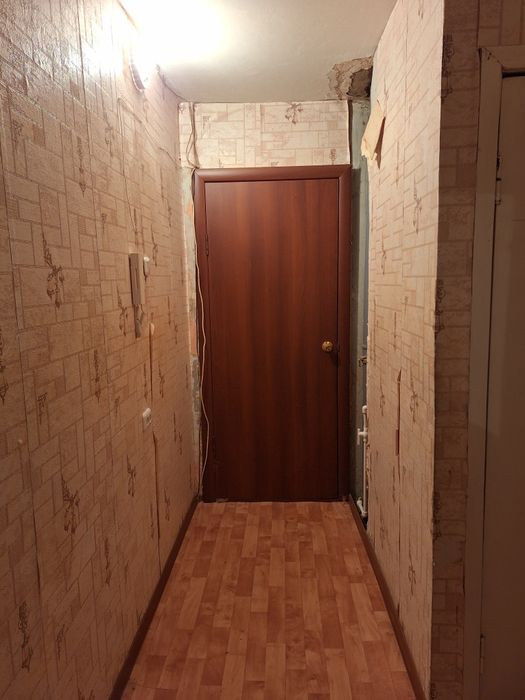 Продам квартиру 3-х комнатную