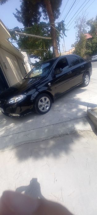 Gentra avtomat sotiladi