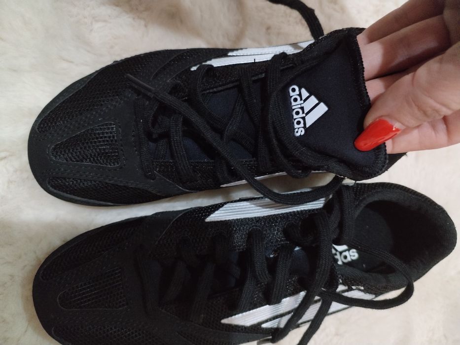 Crampoane copii Adidas