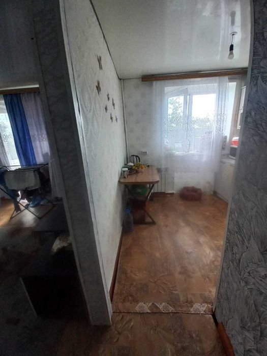 Продам 2 комн квартиру в кирпичном доме