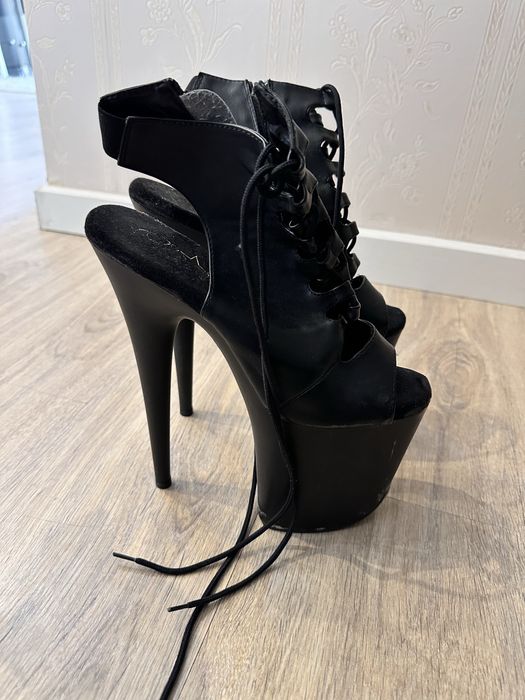 Туфли для танцев на пилоне