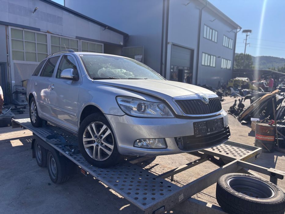 Skoda Octavia на части