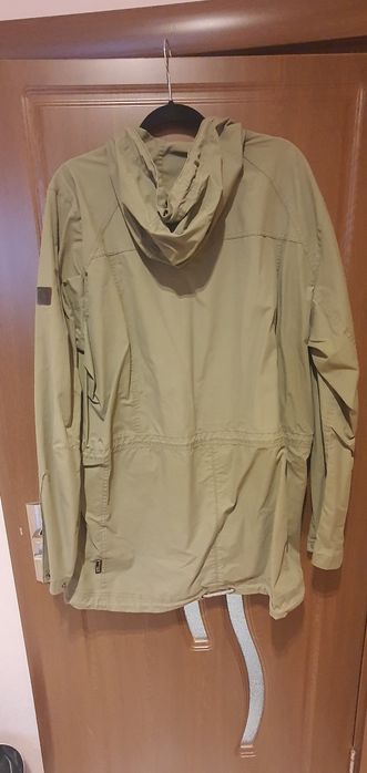 Якета и ветровки