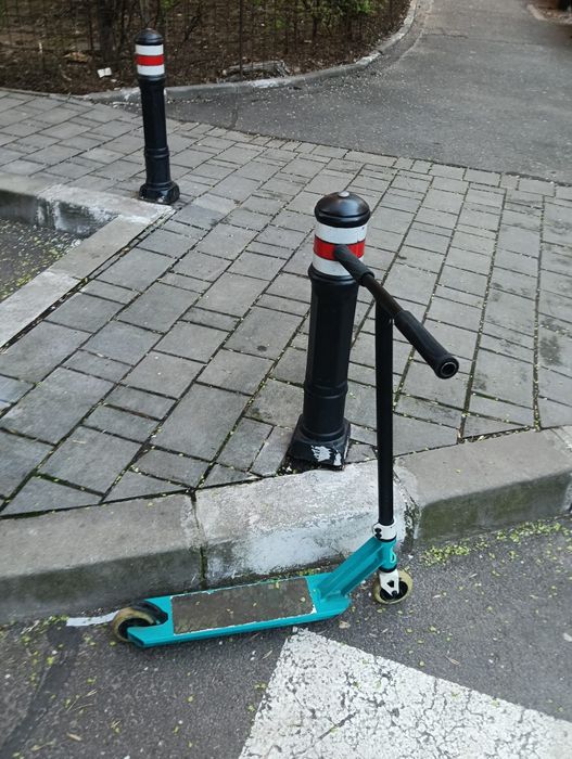 vând trotinetă de scheme