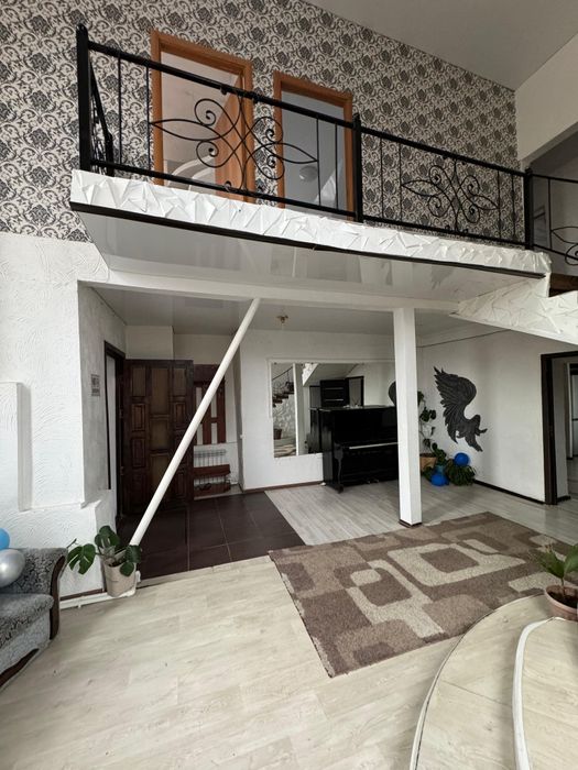 Сдам гостевой коттедж  рядом  озеро