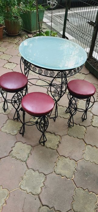 Set masa si scaune fier forjat vintage
