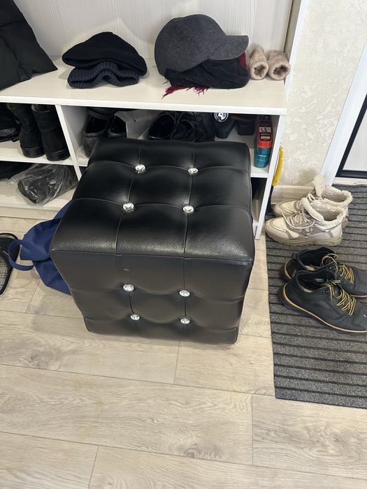 Продам пуфик в хорошем состояний