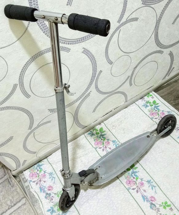 Детский самокат привезён из России