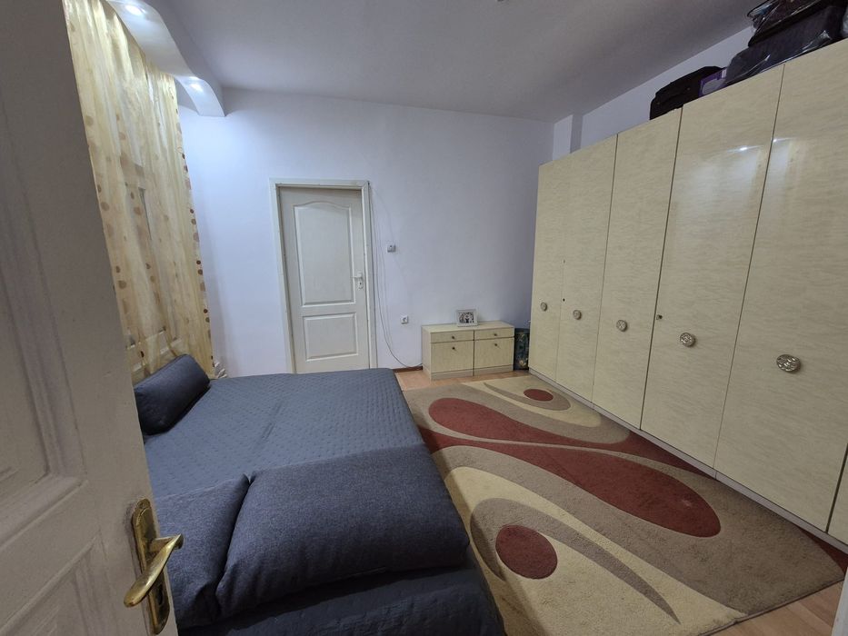 Vând casă Facultatea de Medicina