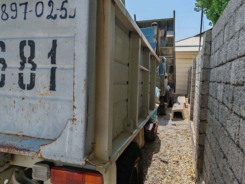 Zil Sotiladi 1992 Yil