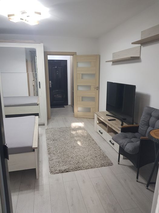 Proprietar închiriez garsonieră sector 6 confort 1