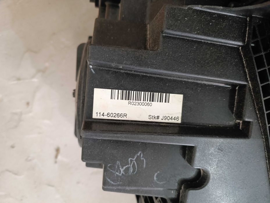 Дясен фар за Bmw X5 F15