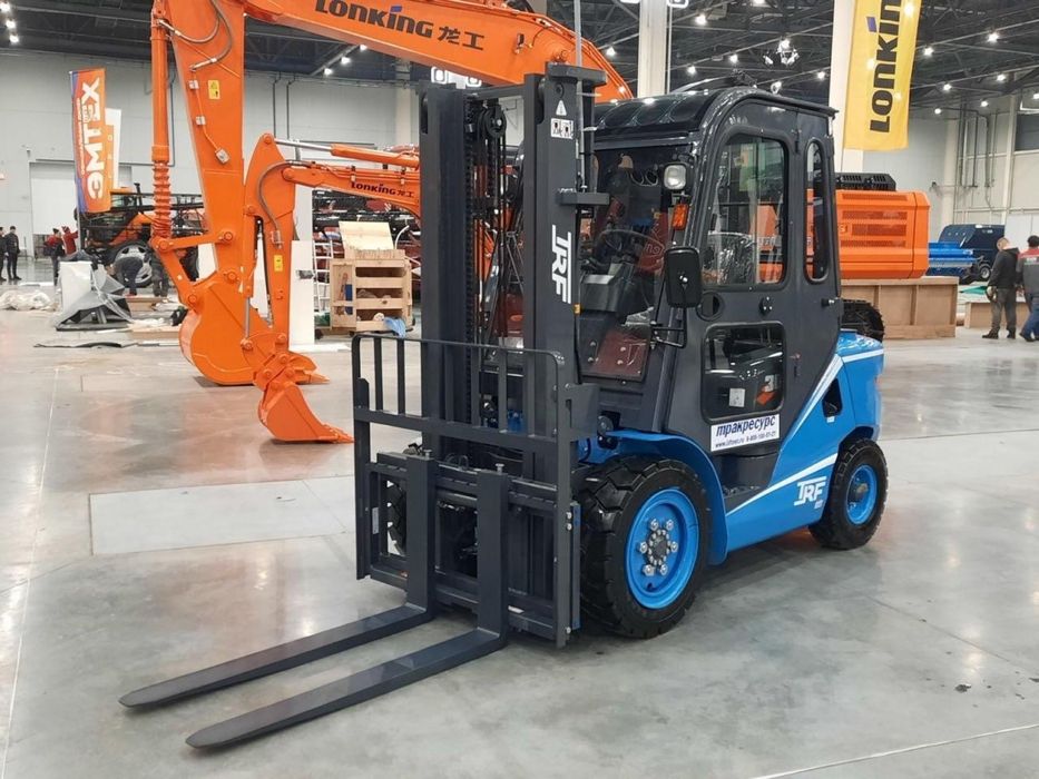 Вилочный погрузчик 3 тонн