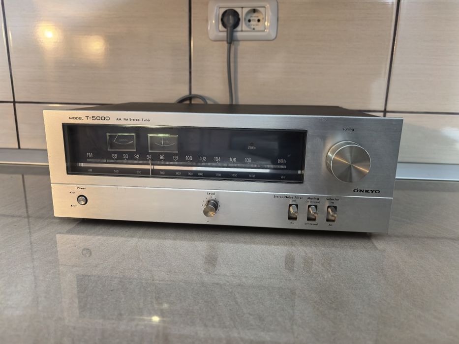Tuner Onkyo T5000 receiver radio