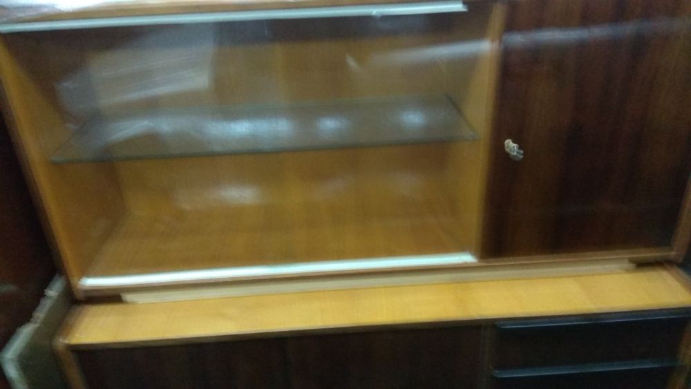 Антиквариат. Сервант из СССР.
