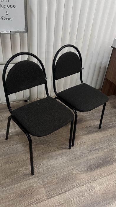 Продам стулья в офис