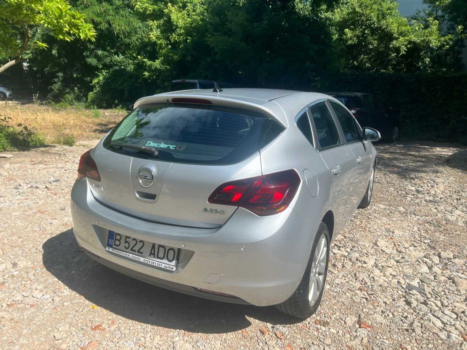 OPEL Astra 2011 — imagine 3