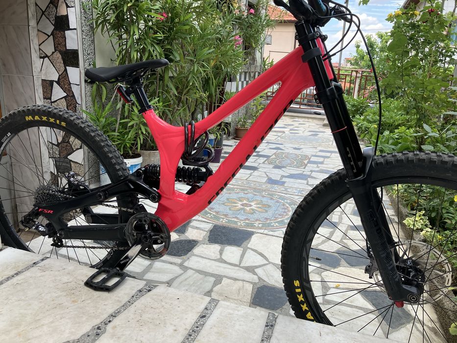 Specialized demo 8