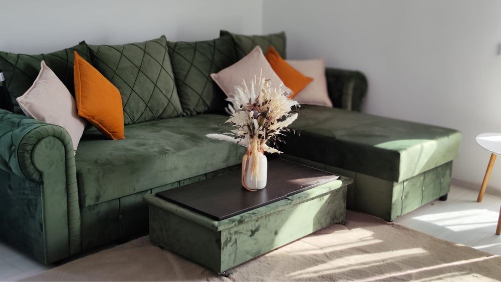 Vand canapea extensibila cu lada depozitare