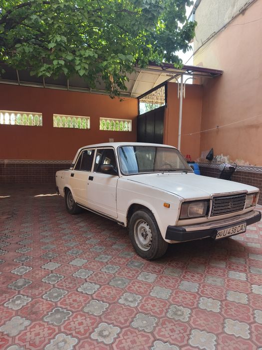 Vaz 2107 sotiladi1992