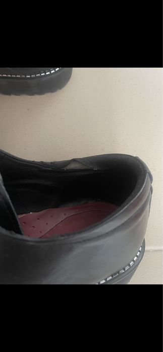Incaltaminte: sandale si pantofi ( o’liver)