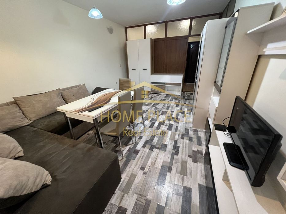 Дава се под наем Тристаен апартамент в Варна, Трошево - 65 кв.м за 408 € - Снимка #1