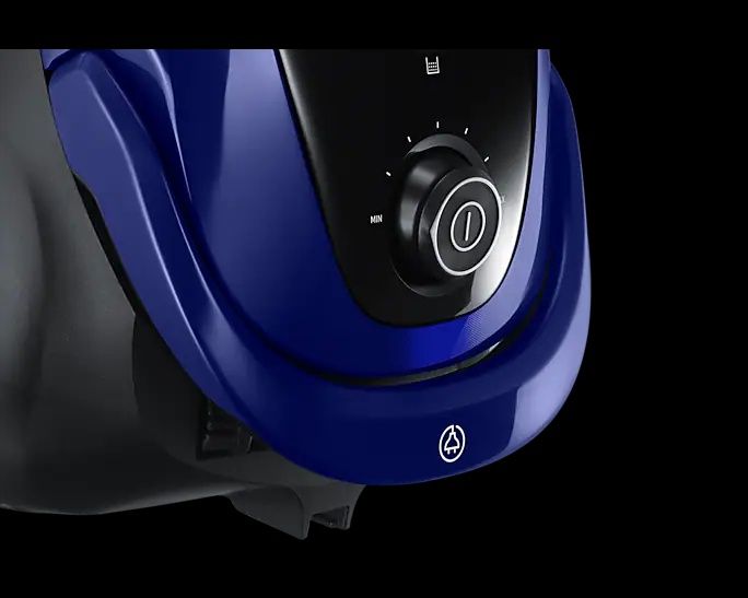 Контейнерный пылесос с технологией Cyclone Force и турбиной Anti-Tangl