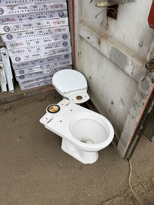 Унитазы строительные